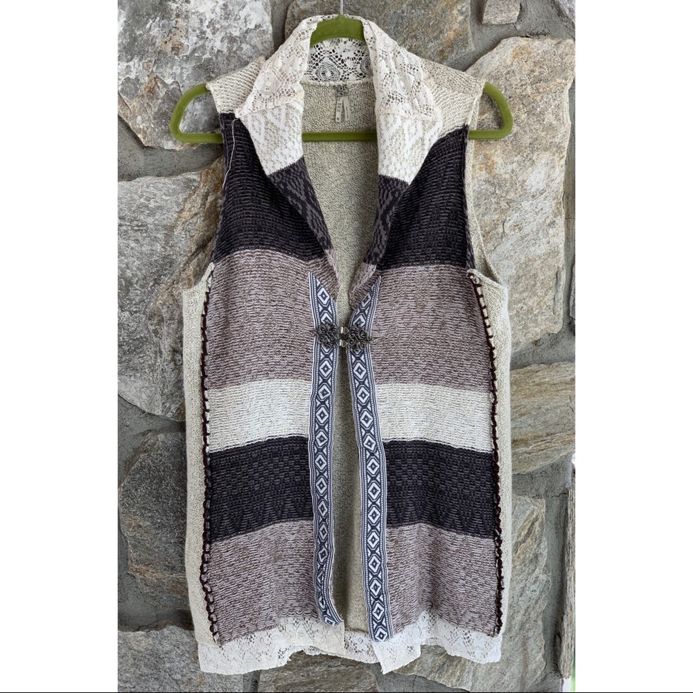BKE Sweater Vest